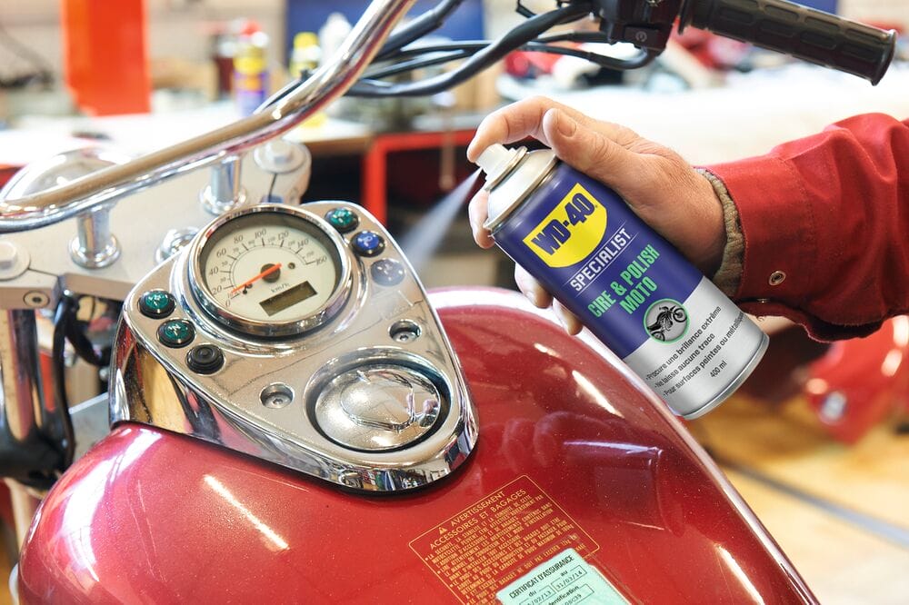 ecommerce ready wd 40 specialist moto cire & polish réservoir